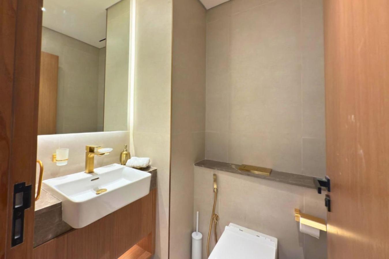 1 Bedroom Binghatti Venus, Jumeirah Village Circle